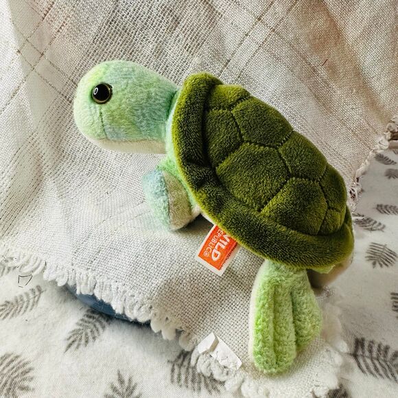 Wild Republic Turtle Wrist Hugger Plush - Picture 1 of 6